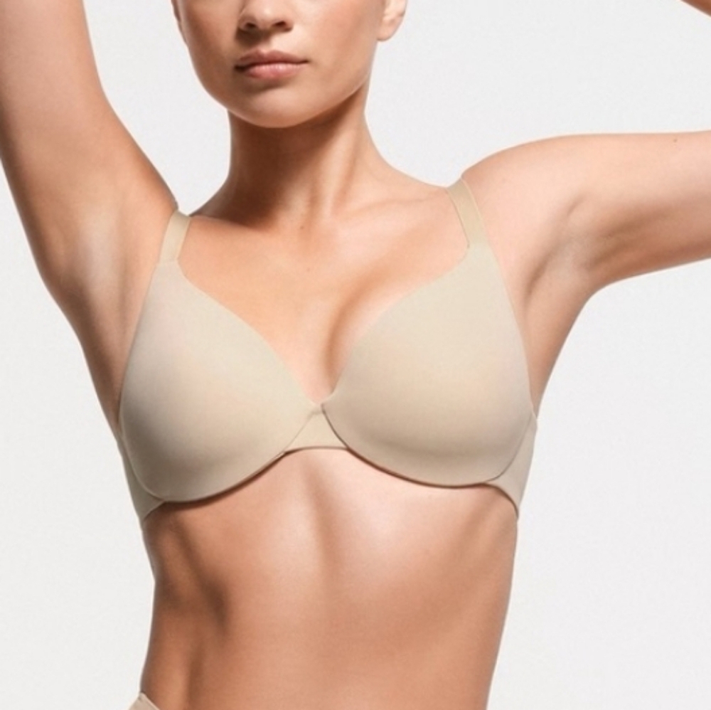 SKIMS Smoothing Intimates Full Coverage Lightly Lined Bra - Picture 1 of 15